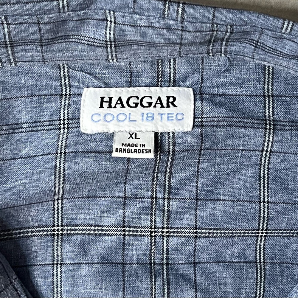 Haggar Checkered Button Down Shirt - Picture 2 of 3